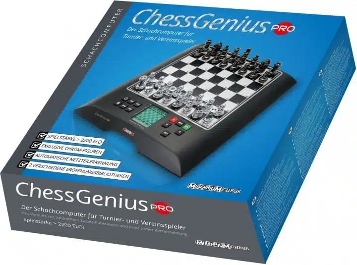Coffret d'emballage du jeu d'échecs électronique Chess Genius Pro avec caractéristiques