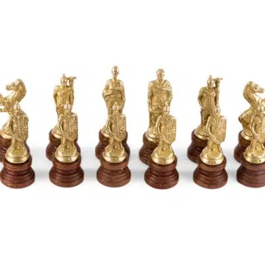Jeu d'Echecs Romains vs Barbare et Échiquier en Bois – Image 5