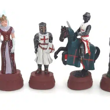 Pièces d'échecs en étain Croisade, reine, chevaliers templiers et cavalier