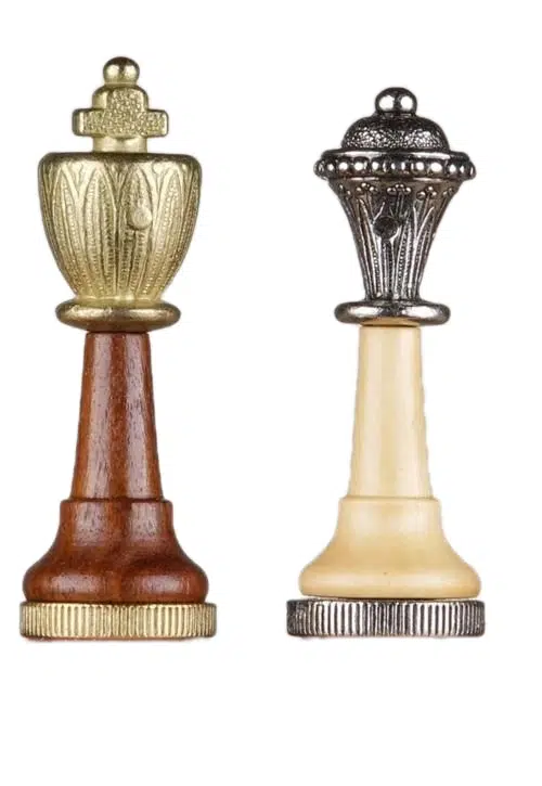 Ensemble Copa Cabana Echiquier en Bois et Cuir véritable et Jeu d'Echecs en Bois et Métal – Image 6