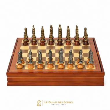 Ensemble complet Medieval II avec échiquier en bois et pièces métal massif, vue d'ensemble