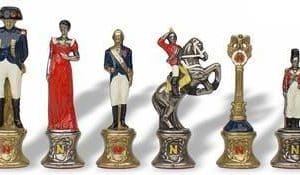 Jeu d'Echecs en Métal Peint à la Main Napoléon