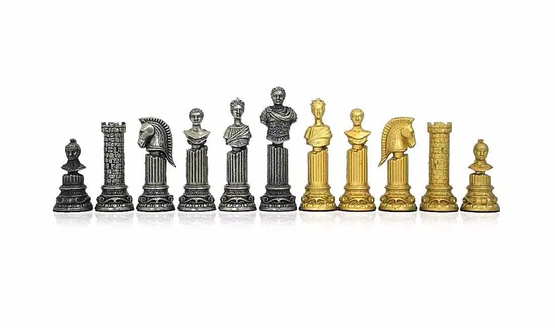 Ensemble "Empire Romain" Echiquier en Métal et Bois & Jeu d'Echecs en Métal Massif