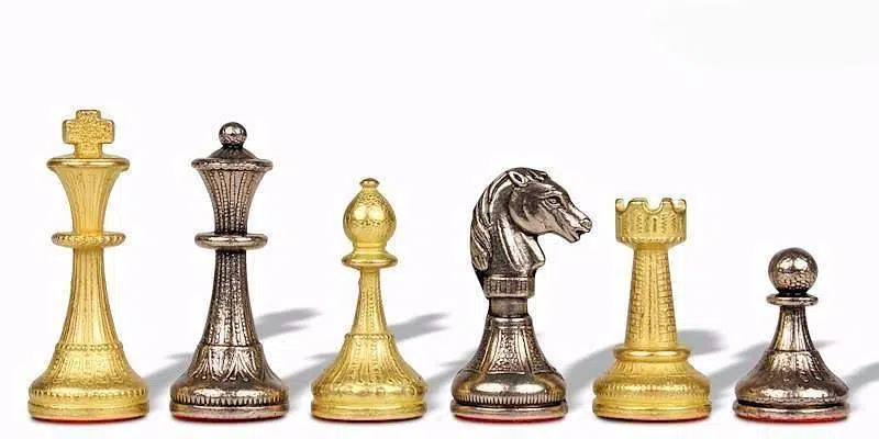 Ensemble Mignon Flower X Echiquier en Bois et Jeu d'Echecs en Métal – Image 9