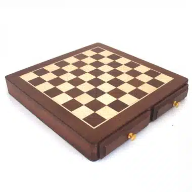 Romains vs Barbares V Echiquier avec Deux Tiroirs de Rangement et Jeu d'Echecs en Métal – Image 7