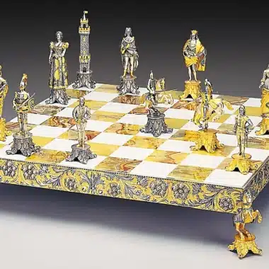 Ensemble "Médicis Vs Pazzi" Echiquier et Jeu d'Echecs en Bronze, Onyx et Or 24 Carats