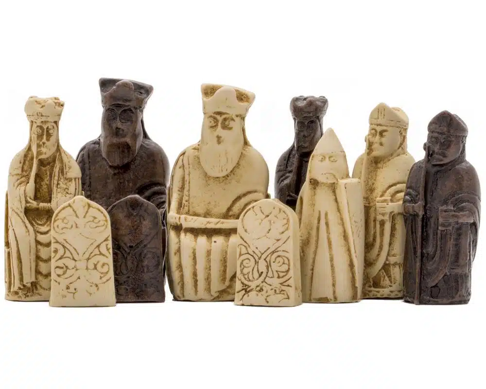 Pièces d'échecs Ile de Lewis en résine, style médiéval sculpté