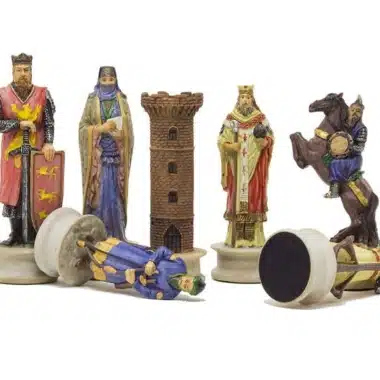 Ensemble Croisade II Echiquier en Bois d'Orme et de Bruyère et Jeu d'Echecs en Résine Peint à la Main – Image 12