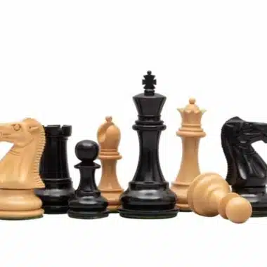 Jeu d'échecs Windsor en bois d'ébène, pièces disposées en éventail