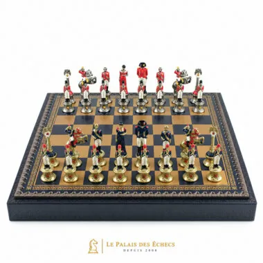 Ensemble Napoléon III avec échiquier en similicuir et pièces en métal peint
