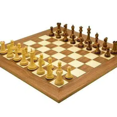 Ensemble Victoria II avec échiquier en noyer et érable, vue d'ensemble
