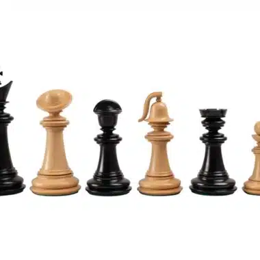 Jeu d'échecs Staunton en ébène et buis, pièces alignées de face