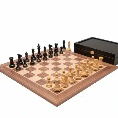 Jeu d'échecs Windsor complet avec échiquier en noyer et érable et coffret