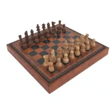 Petit Jeu d'Echecs en Bois et Echiquier en Similicuir