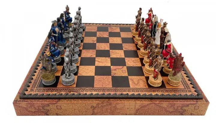 Jeu d'échecs Roi Arthur complet, coffret en similicuir avec pièces en résine