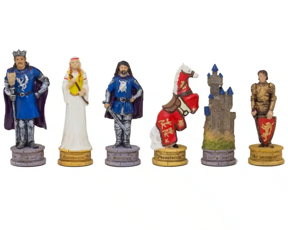 Pièces d'échecs figurines Roi Arthur peintes à la main, personnages et château