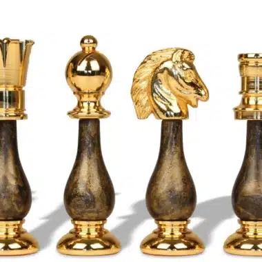 Jeu d'Echecs en Bois et Métal Plaqué Or et Argent & Echiquier en Cuir avec Tiroir de Rangement – Image 4