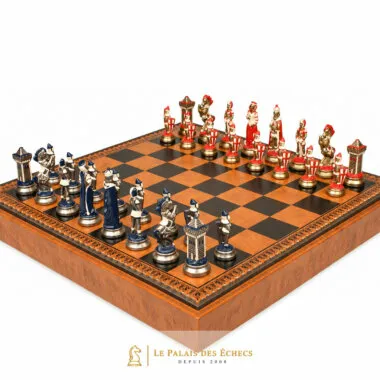 Pièces du jeu d'échecs Mary Stuart en métal vues de biais sur l'échiquier