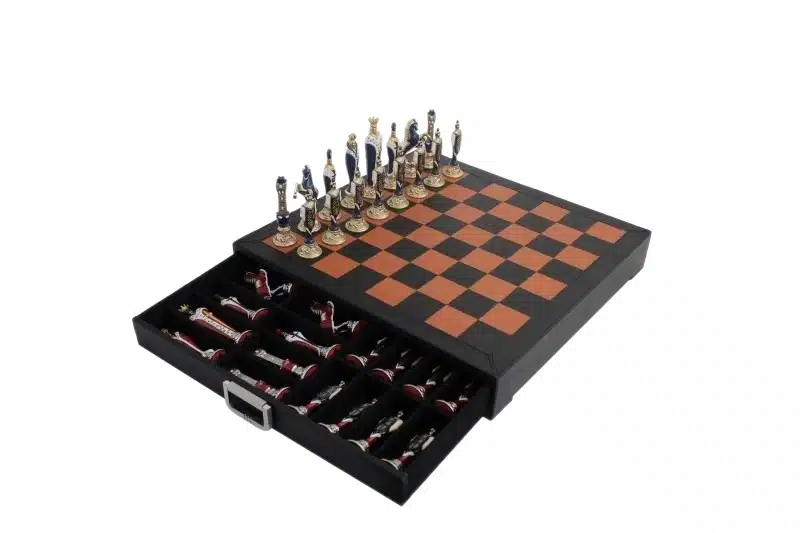Grand Jeu d'Echecs Renaissance Italienne & Échiquier en Cuir avec Rangement – Image 2
