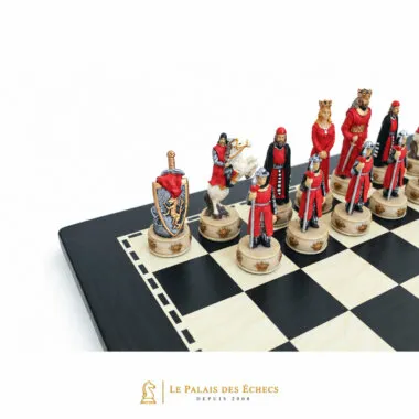 Détail des pièces rouges, roi, dame et cavalier sur l'échiquier