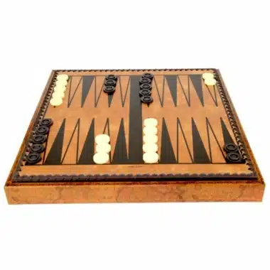 Jeu d'échecs Romains vs Barbare - Échiquier, Jeu de Dames et Backgammonen en Similicuir avec compartiment de rangement & Jeu d'Échecs en Métal et Bois – Image 7