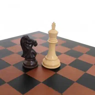 Jeu d'Echecs Staunton Sculpté en Bois de Palissandre et Échiquier en Cuir Véritable – Image 4