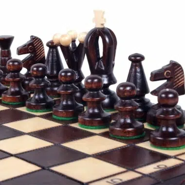 Pieces Echecs et Plateau de Jeu en Bois Pliable – Image 3
