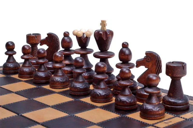 Jeu d'Echecs Pliable en Bois – Image 3