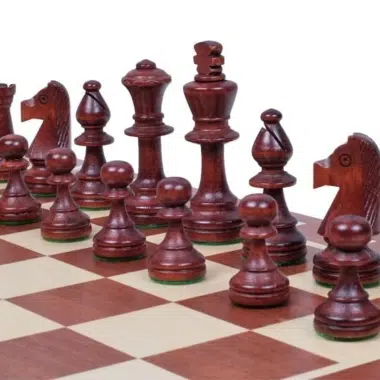 Echiquier Pliant et Jeu d'Echecs en Bois Taille 5 – Image 3