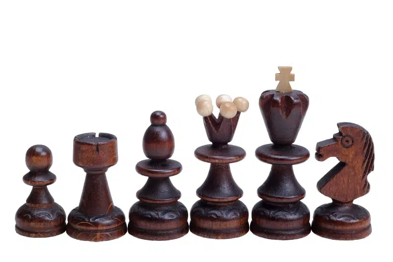 Jeu d'Echecs Pliable en Bois – Image 6