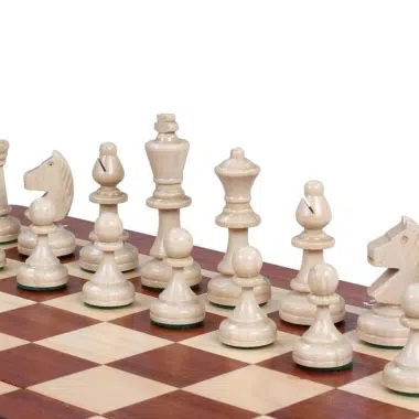 Pieces Echecs et Plateau de jeu Pliable en Bois – Image 4