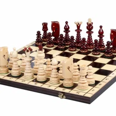 Jeu d'Echec et Echiquier Orné en Bois et Pliable