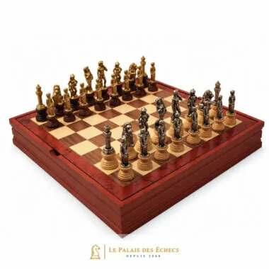 Pièces d'échecs Florence en formation face à face sur l'échiquier en bois