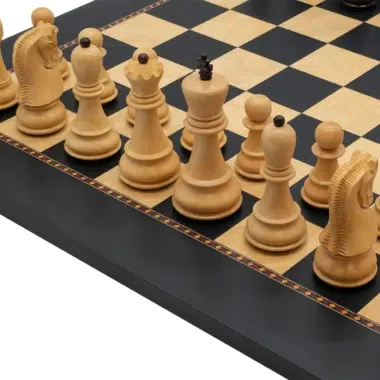 Jeu d'Echec et Echiquier en Bois 'Le Jeu de la Dame' – Image 3