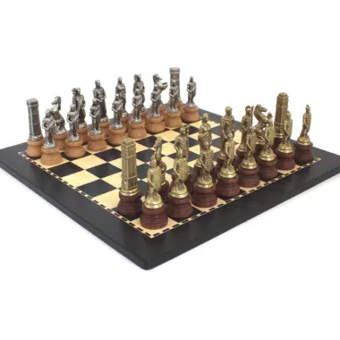 Jeu d'Echecs Romains vs Barbare et Échiquier en Bois