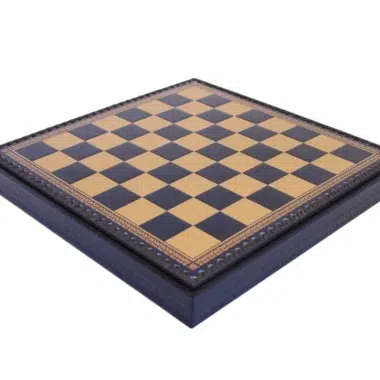 Ensemble Jeu d'Échecs Roi Arthur en Résine et Échiquier en Similicuir avec Compartiments de Rangement – Image 7