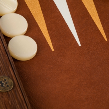 Backgammon en Cuir Véritable Marron avec Pions en Nacre – Image 3