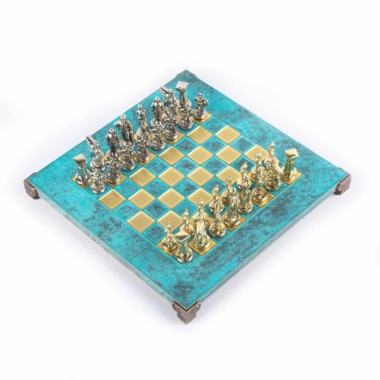 Petit Jeu d'Echecs Guerrier Spartiate - Pièces Dorées & Argentées avec Plateau de Jeu sur Pied en Metal – Image 3