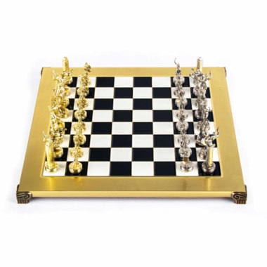Alternative view of Ensemble de Jeu d'Échecs Mythologie Grecque - Pièces Or & Argent  - 36 x 36 cm