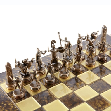 Ensemble d'Échecs Mythologie Grecque en Métal – Pièces Bronze et Bleu avec Échiquier en Métal – Image 3
