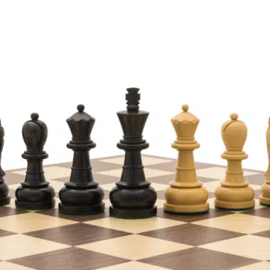 Ensemble d’Echecs Emerald – Pièces Staunton en Bois de Buis et Echiquier Pliable en Bois de Noyer et Erable