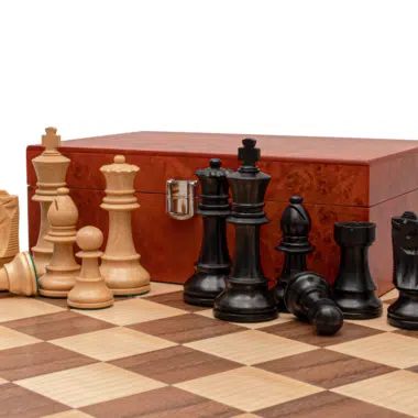 Ensemble d’Echecs Staunton Conquest – Pièces en Bois et Echiquier Pliant en Bois de Noyer et Erable